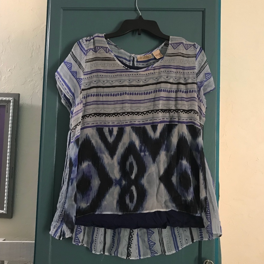 Art and Soul L blouse and undershirt